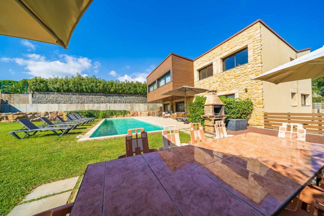 Villa Mestres Playa De Aro Platja d'Aro Exterior photo